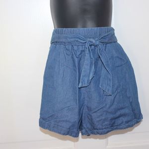 Girls shorts 9-10